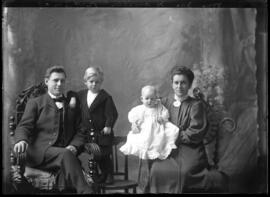 Photograph of Mr. James Hamilton and his family