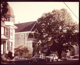 Photograph of 5963 College Street which housed the Medical-Dental Library between 1965-1967