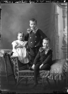 Photograph of the children of Andrew McKay