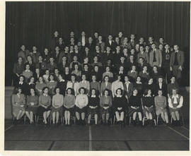 Photograph of the freshman class of 1945