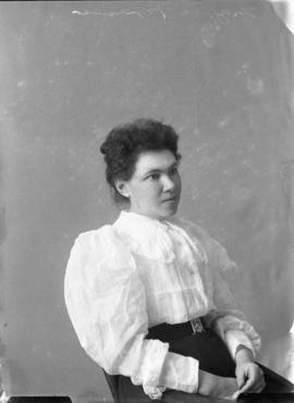 Photograph of Maggie Fraser