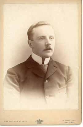 Photograph of Struan G. Robertson