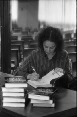 Photograph of Margaret Atwood at the Canadian Book Information Centre