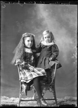 Photograph of the daughters of Mrs. Wooden