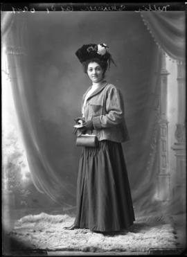 Photograph of Nellie Skinner