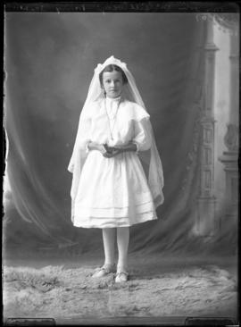 Photograph of the daughter of Mrs. John McGillivery