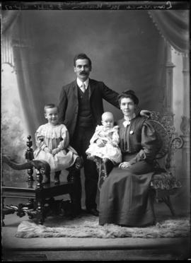 Photograph of the family of Lawrence McNairn