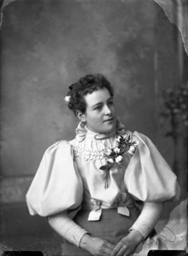 Photograph of Carrie Fraser