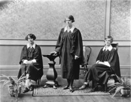 Portrait of the Dalhousie Women's Debating Team