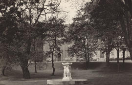 Photograph of The Three Bares sculpture at McGill University