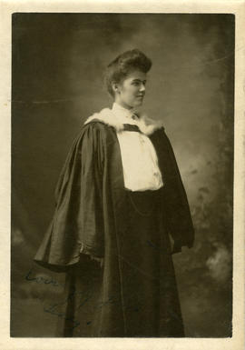 Photograph of Edna Pearl Sinnott