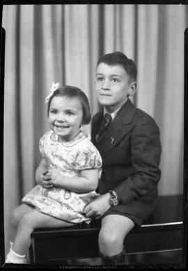 Photograph of William and Eleanor Luther, the children of Mrs. Earl Alexander Luther