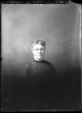 Photograph of Mrs. McInnes
