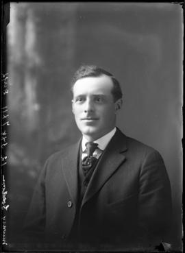 Photograph of Mr. Murray Gordon