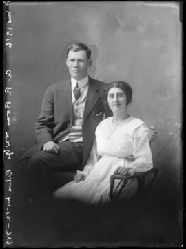 Photograph of Mr. & Mrs. A.R. Ross