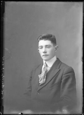 Photograph of Mr. Harold Malcolm Beaten