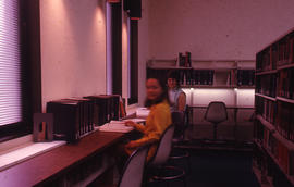 Photograph of students studying in the W.K. Kellogg Health Science Library