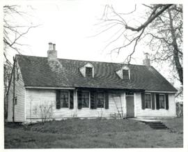 Photograph of the Simeon Perkins house in Liverpool, Nova Scotia prior to its restoration