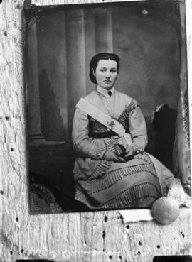 Photograph of unknown lady