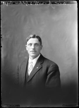 Photograph of Mr. Robert Ross
