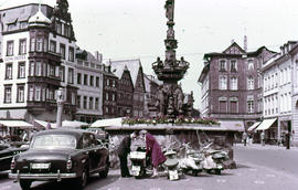 Photograph of life on the market, Trier