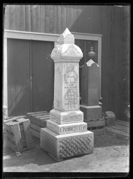 Photograph of the Livingston Monument