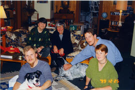 Photograph of Elisabeth Mann Borgese and the Winham family