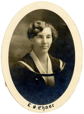 Portrait of Lalia Barclay Chase : Class of 1924