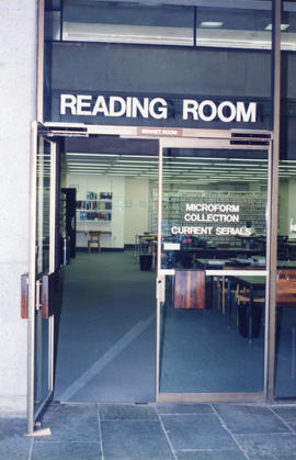 Photograph of the reading room at the Killam Memorial Library, Dalhousie University